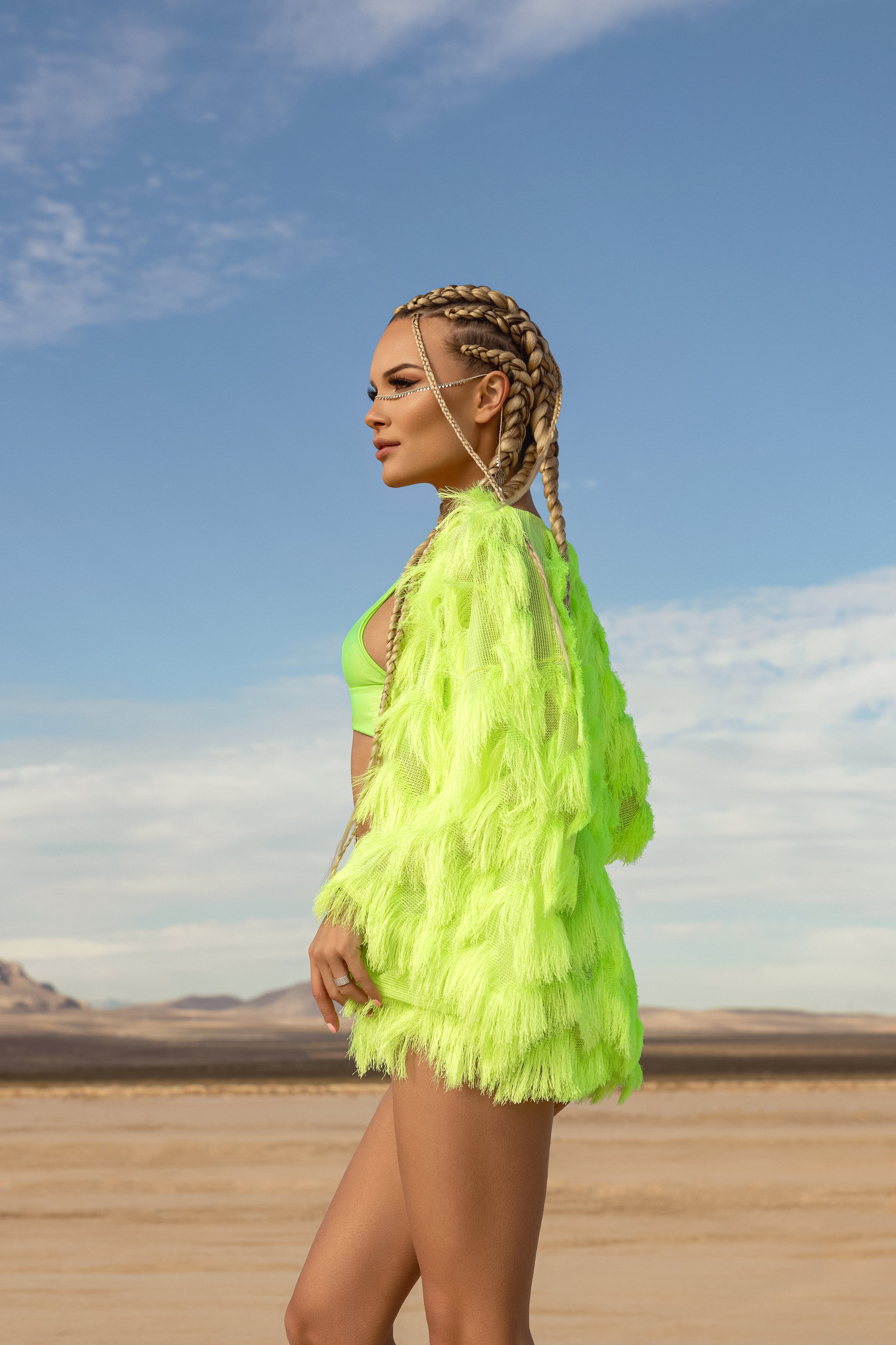 Women’s Neon Green Festival Outfit
