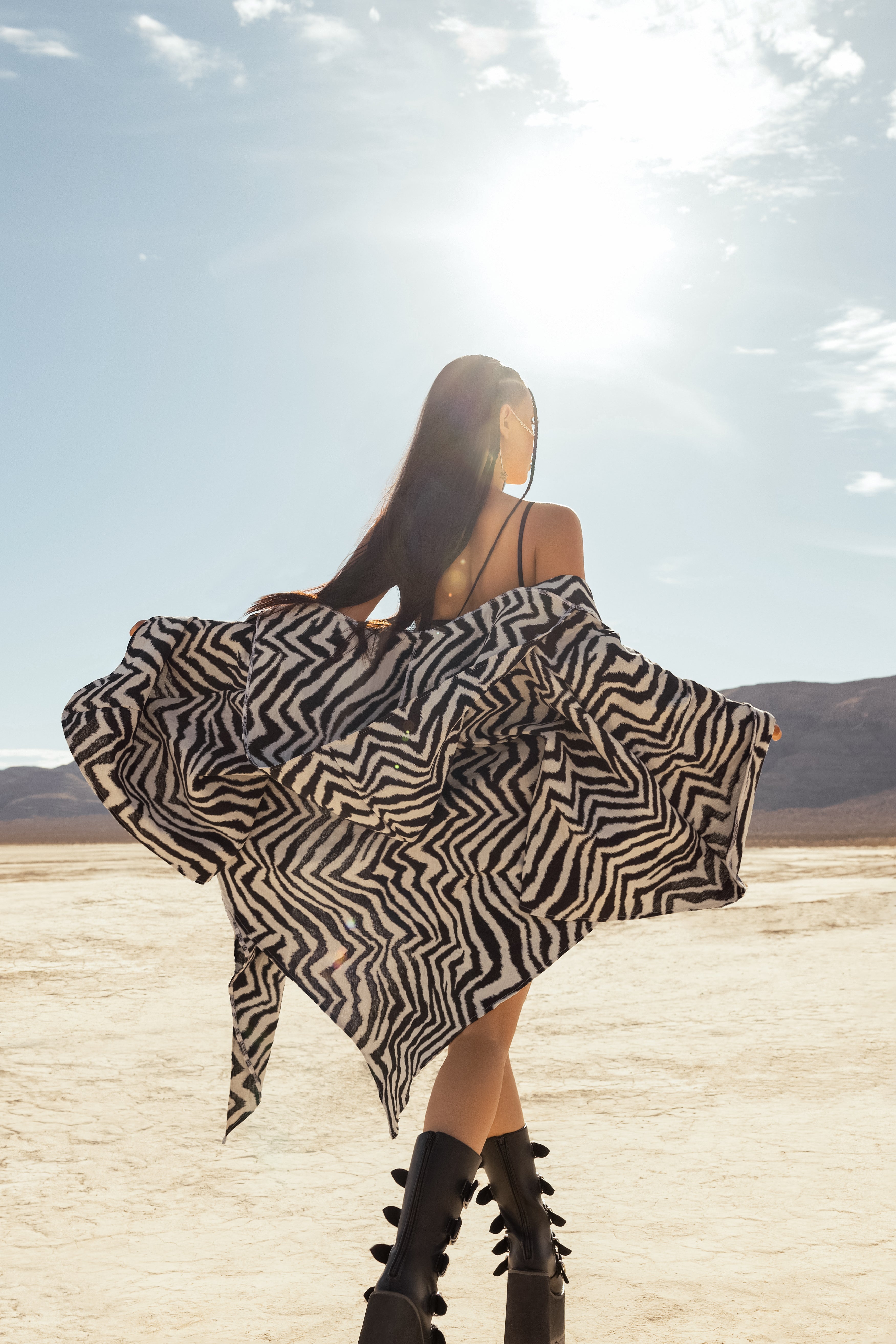 Zebra Mirage Kimono Unisex