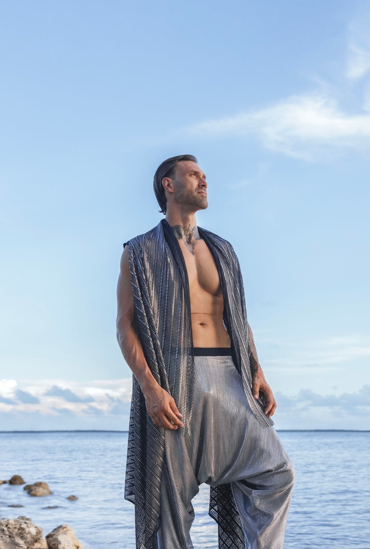 Midnight Tides Men’s Cape